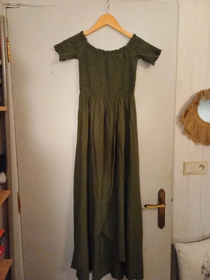 Robe épaules dénudées