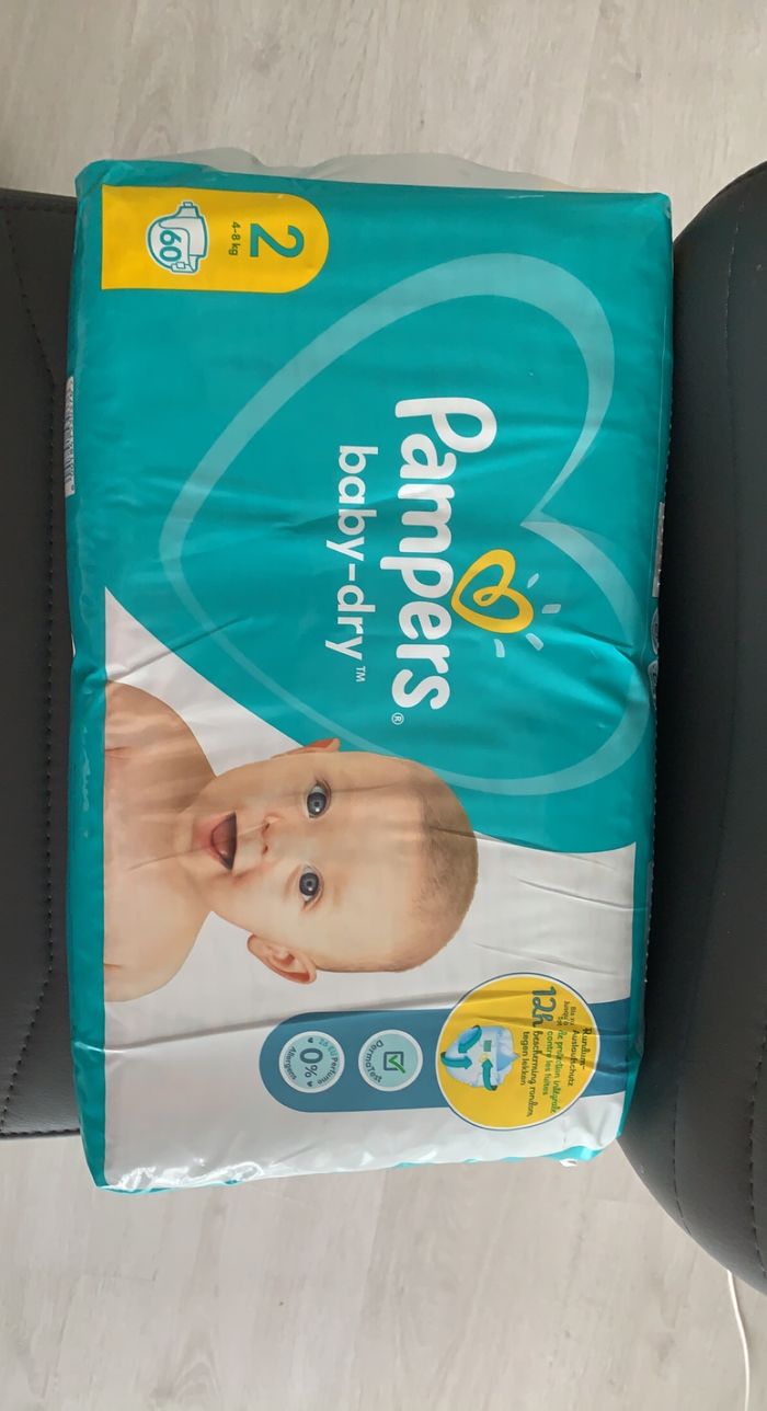 Pampers taille 2 neuve
