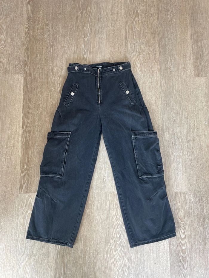 Pantalon noir à poche