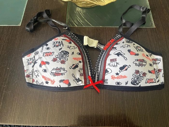 Soutien gorge jeune fille