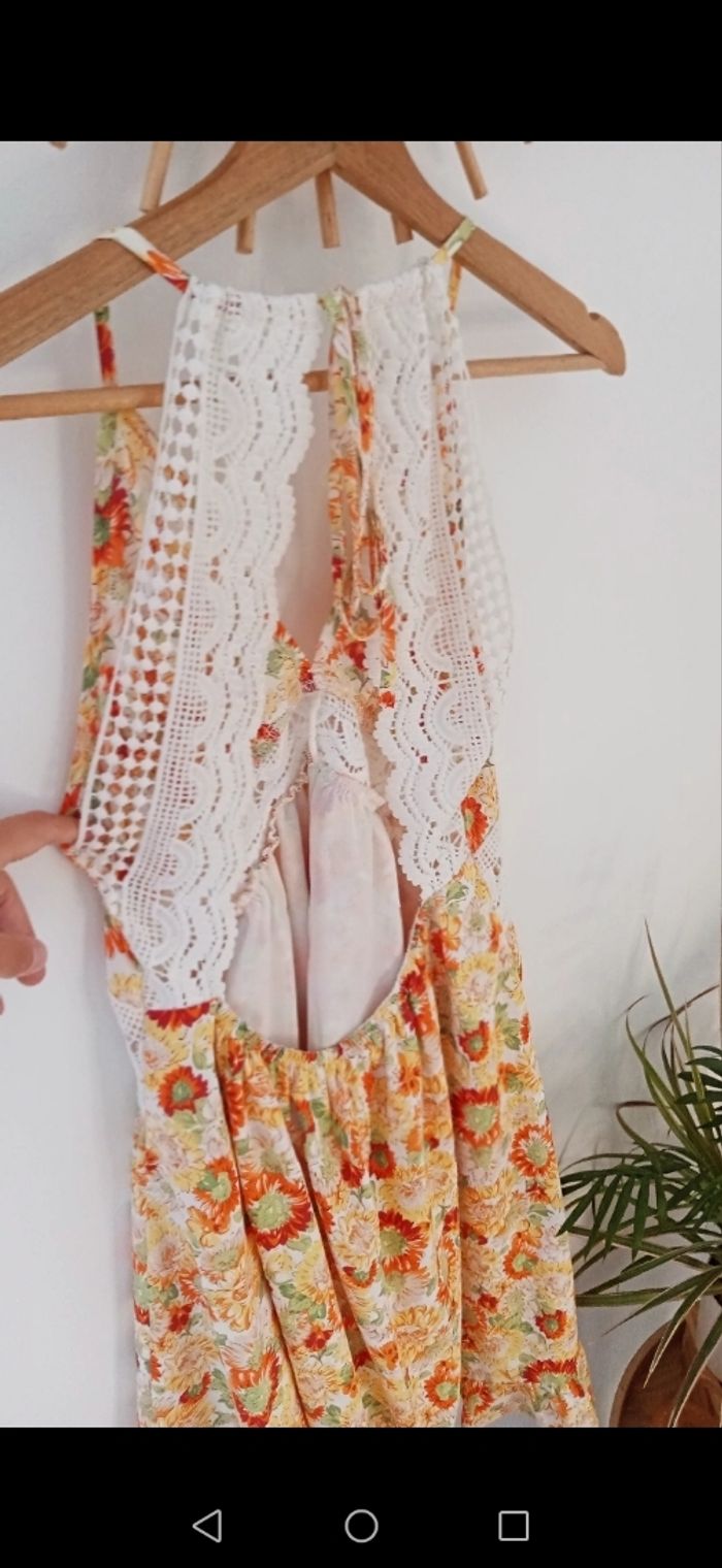 Robe colorée dos nu - photo numéro 2