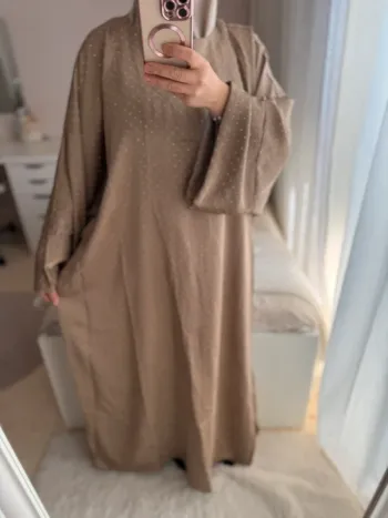 Robe ample à strass