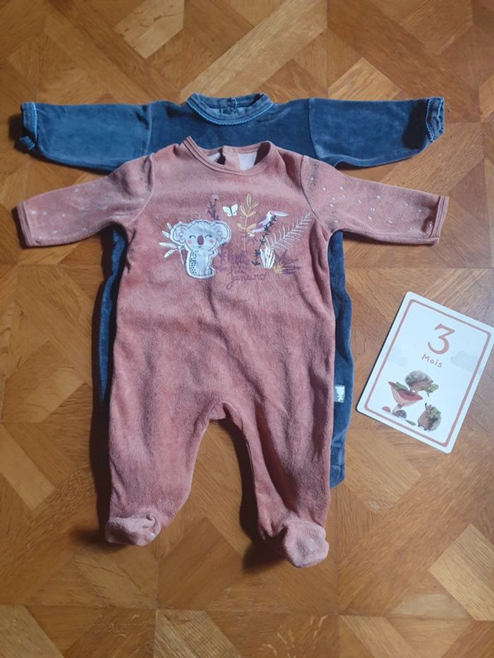 Lot 2 pyjamas hiver 3 mois