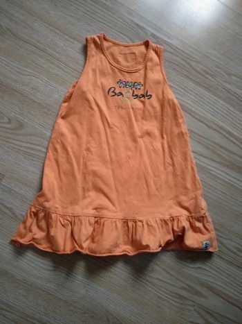 Robe bretelles. Filles . Baobab compagnie.
Taille 4 ans