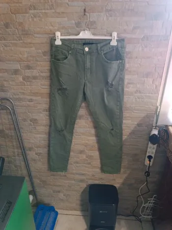 Jean troué kaki Frilivin M