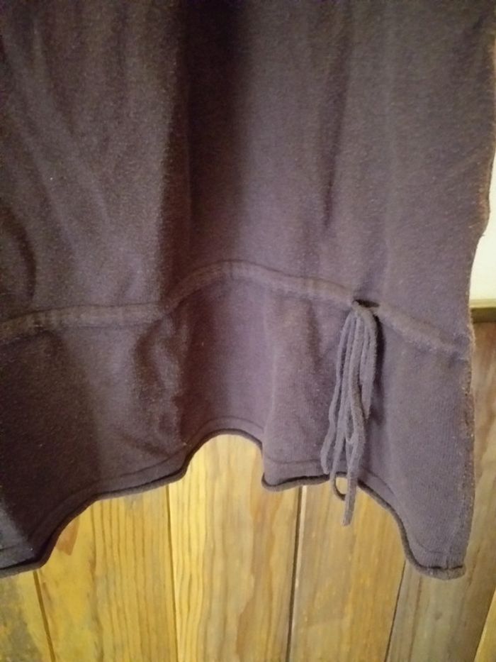 Pull marron sans manche - photo numéro 4