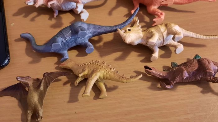 Lot 15 dinos - photo numéro 4