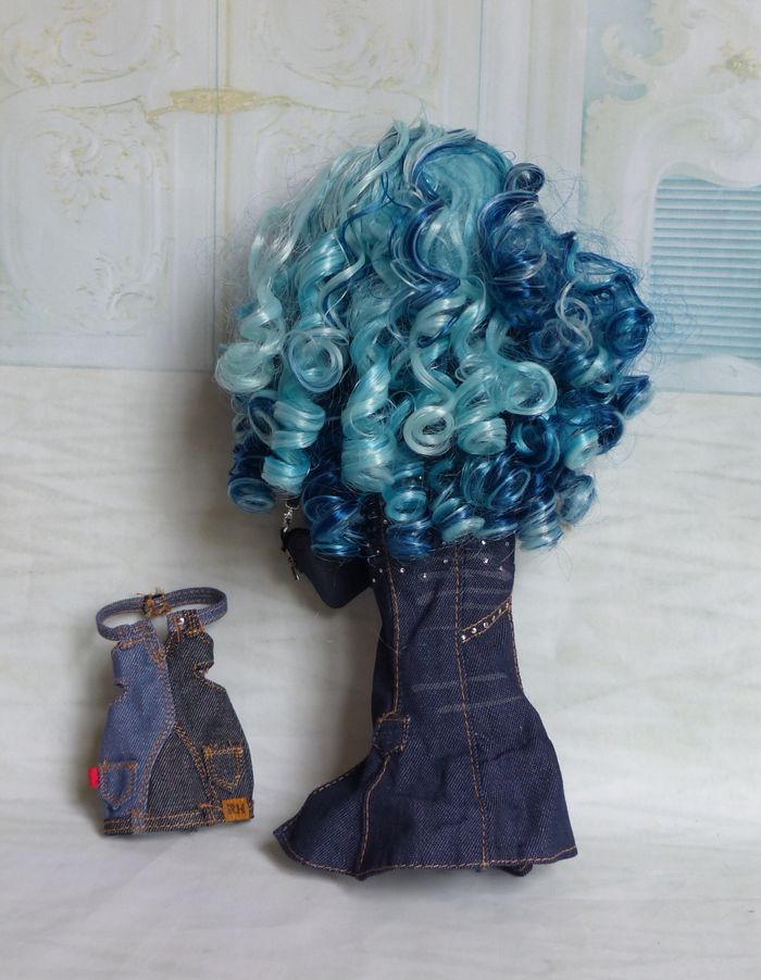 poupee Rainbow High Skyler Fantastic fashion - photo numéro 3