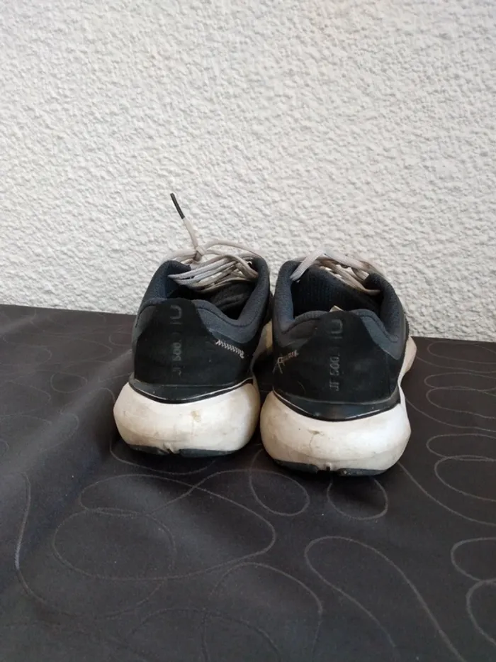Chaussures de sport - photo numéro 4