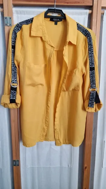 Chemise jaune