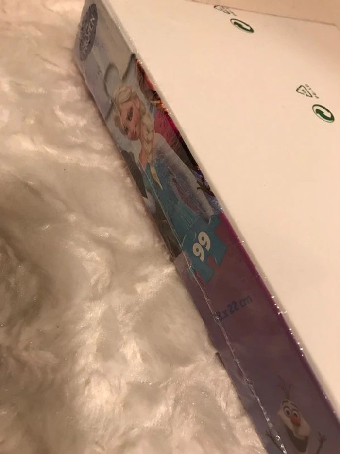 Reine des neiges puzzle 99 pièces - photo numéro 3