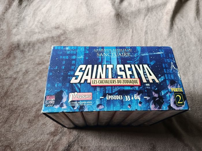 A saisir, coffret collector VHS  " saint Seiya " ( bien lire svp ) - photo numéro 2