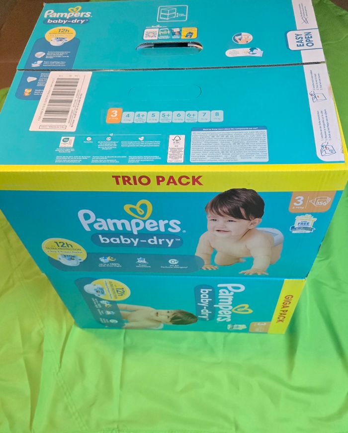 Lot 2 cartons Pampers couches taille 3 6-10KG 156 x2 = 312couches - photo numéro 2