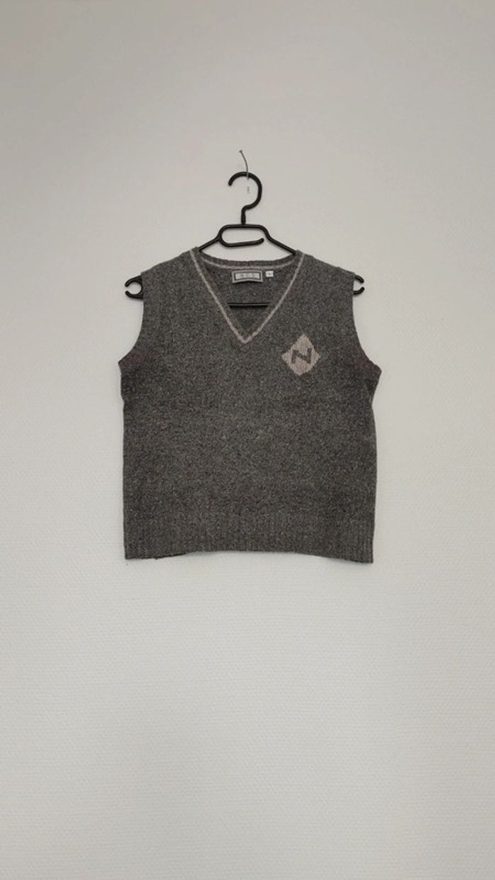 Pull sans manche col V gris perle en soie polyamide et angora