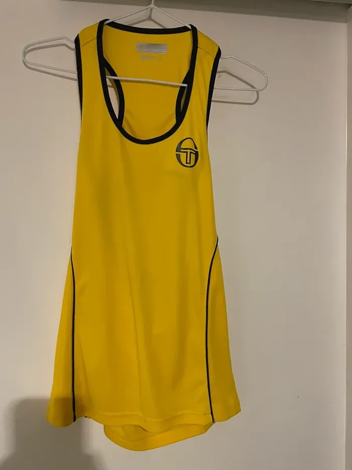 Débardeur de sport Sergio Tacchini taille S -36 neuf sans étiquette - photo numéro 9