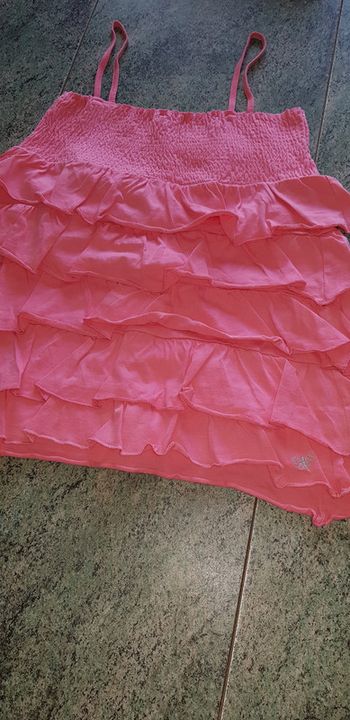 Top bretelles à volants rose