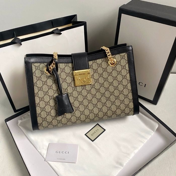 Gucci  479197
