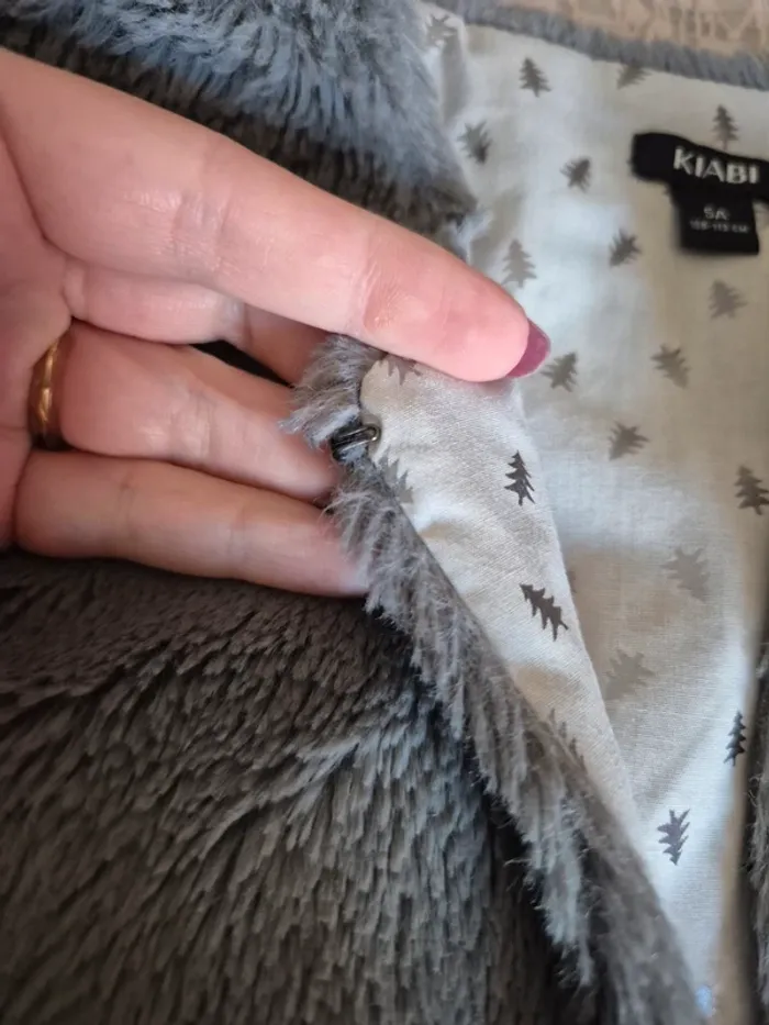 Veste sans manche T 5 ans - photo numéro 2