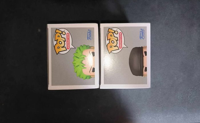 Lot 2 Figurines Funko Pop / Roronoa Zoro 1775 / One Piece (1 Chase + 1 Normal) - photo numéro 5