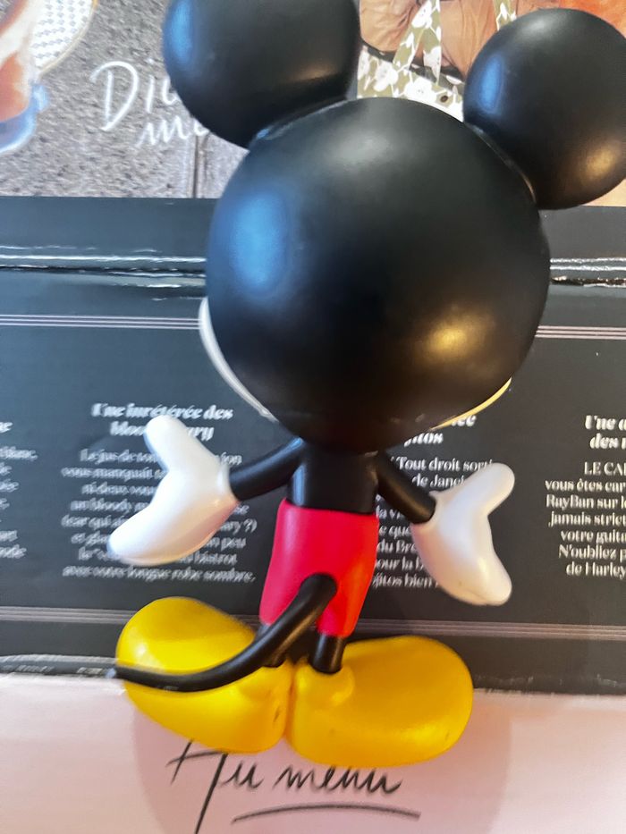 Livre Disney mes premiers amis : Mickey, inclus la figurine - photo numéro 4