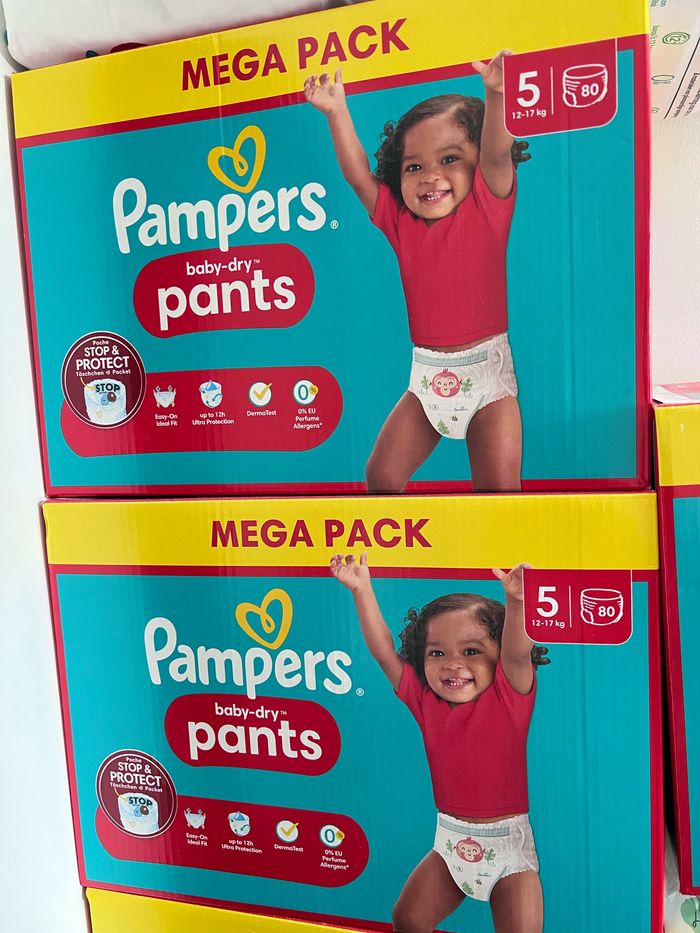 160 couches Pampers baby dry pants T5