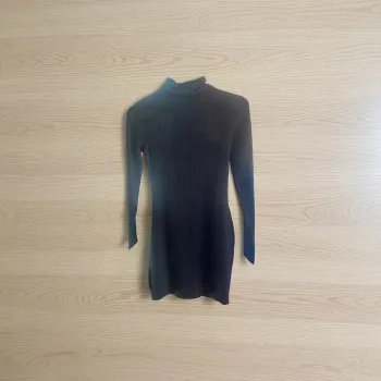 🖤 : Robe Moulante Dos Nu CLUBL – Élégance & Confort