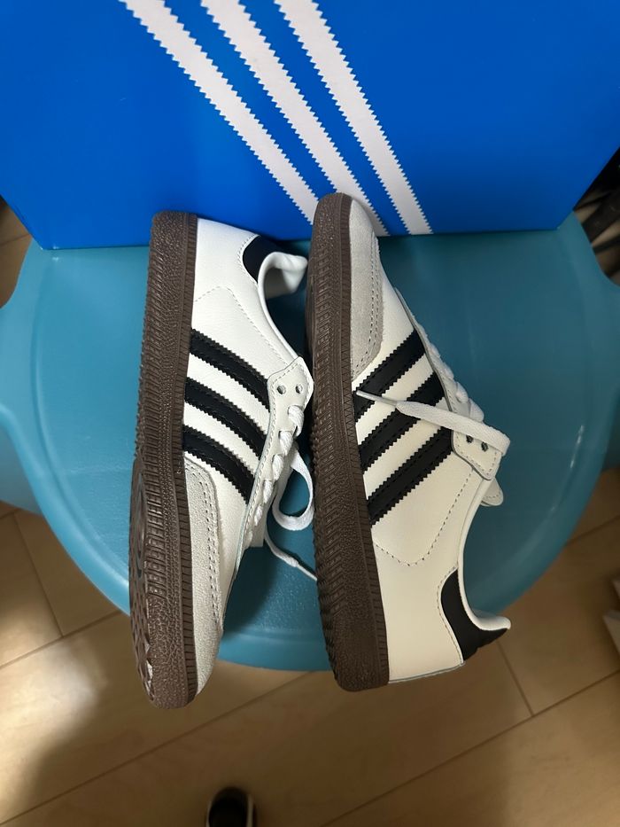 Baskets Adidas Samba 38 - photo numéro 4