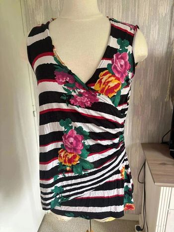 Tunique fleurie taille 40 marque ms mode •