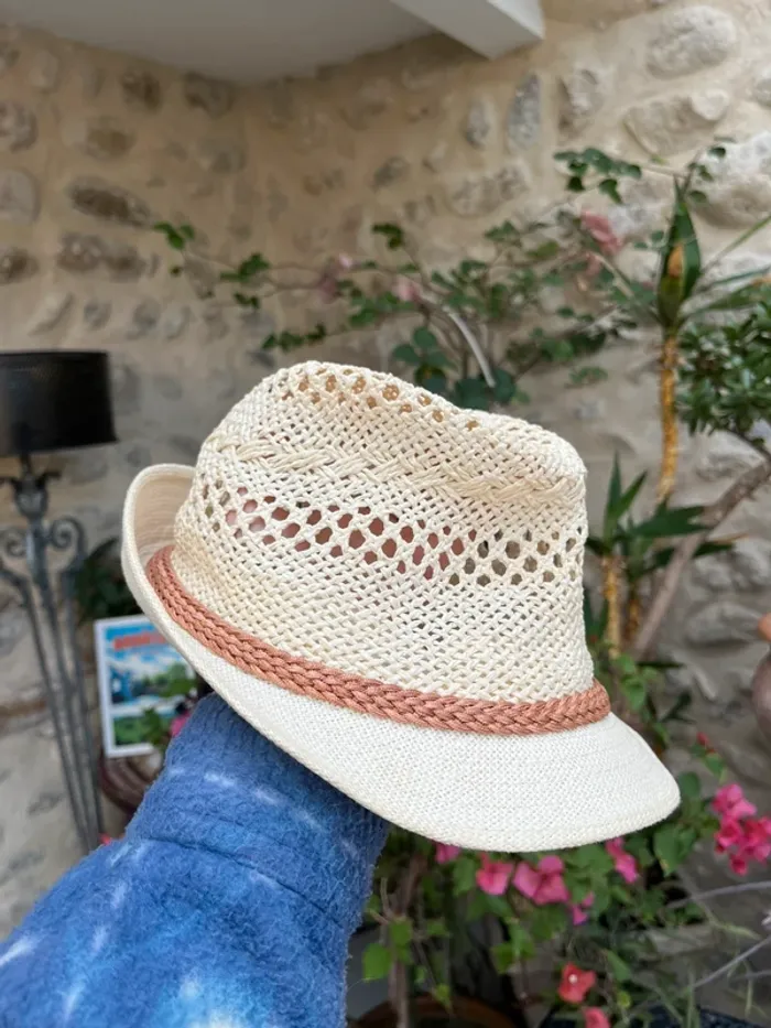 Chapeau en papier style été crème marron