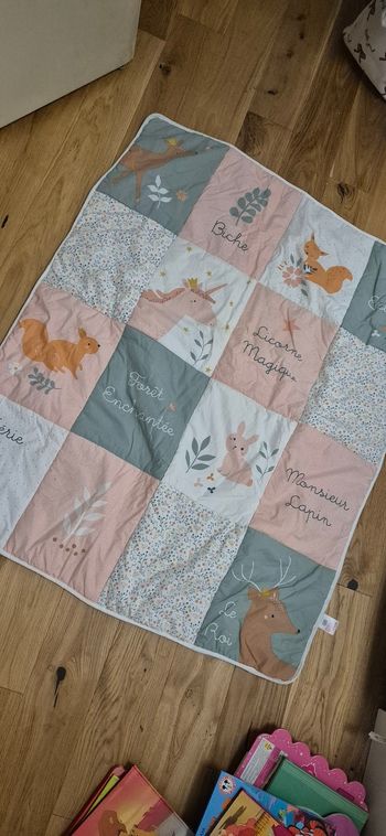 Tapis d'éveil vertbaudet rose licorne