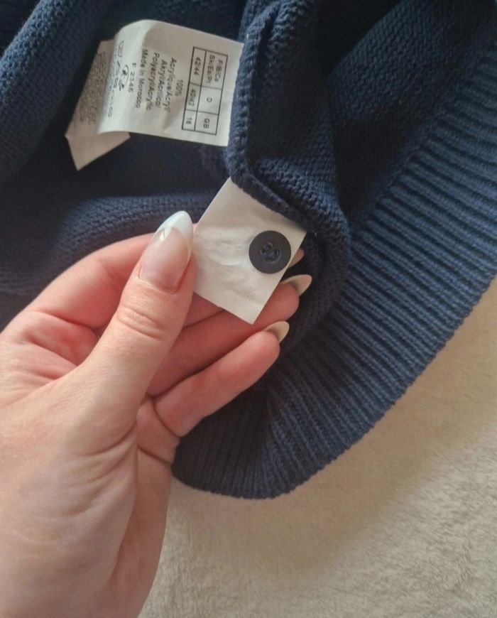 Pull bleu marine - photo numéro 9