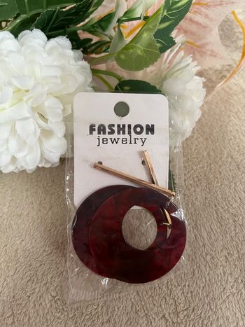 Paire de boucles d’oreilles fantaisie pour femme 