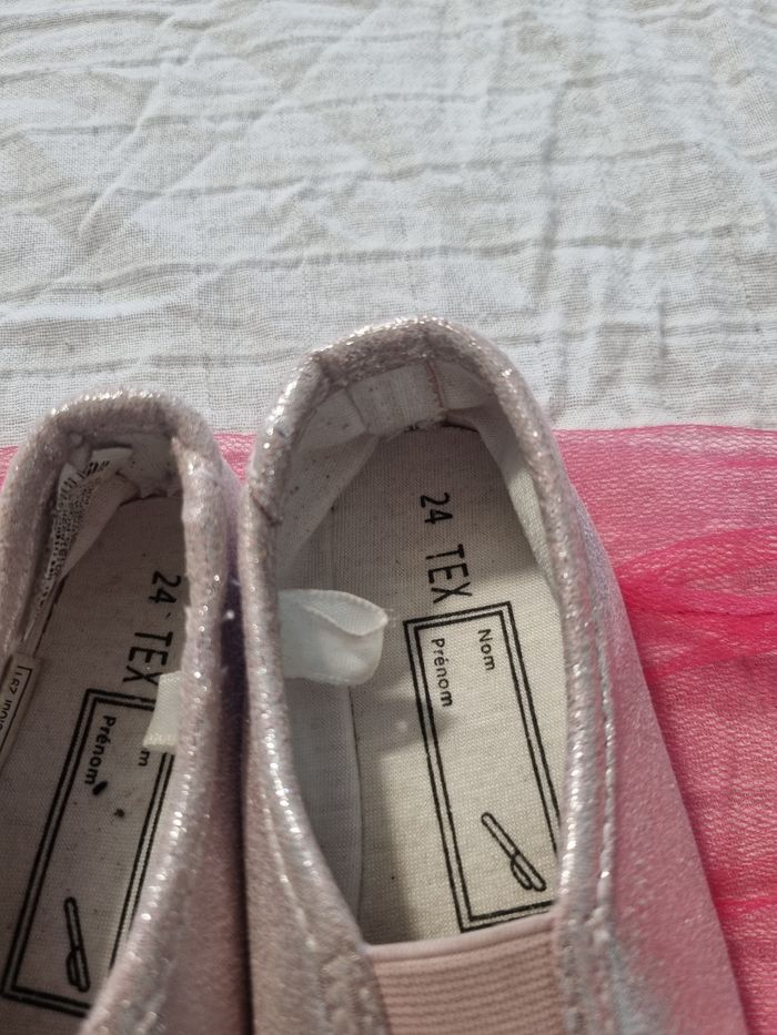 Ballerine rose Taille 24 - photo numéro 2