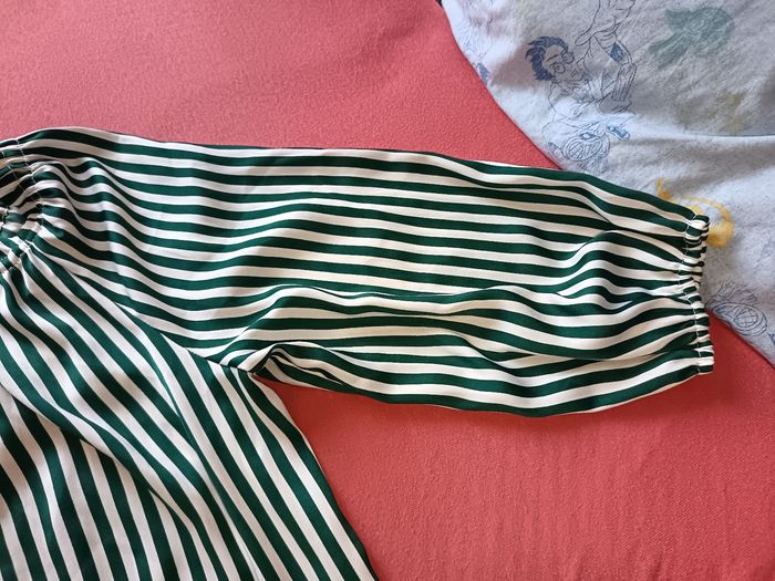 Blouse verte et blanche - photo numéro 3