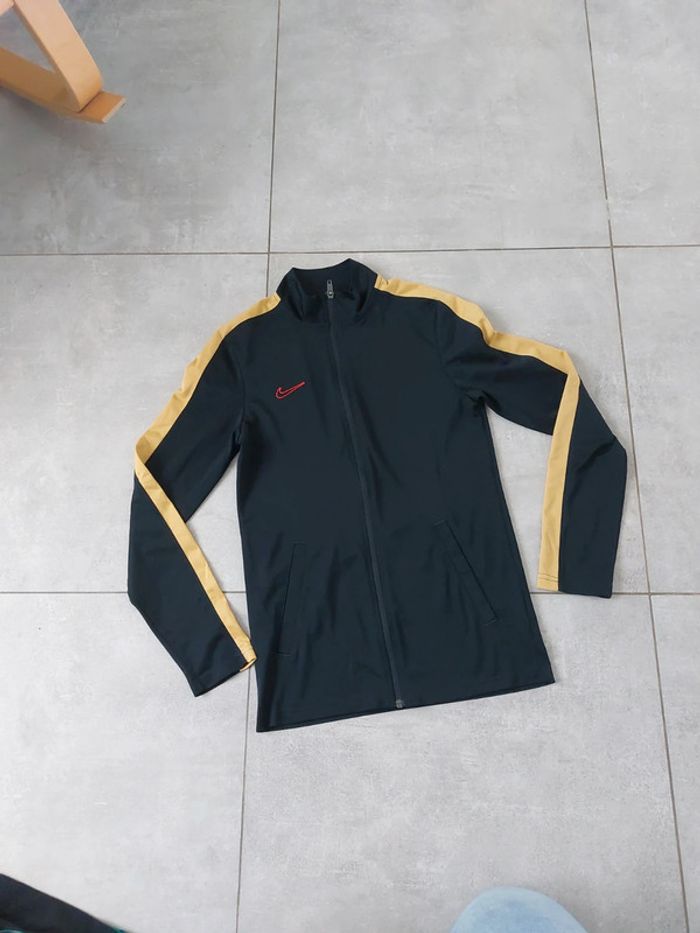 Veste Nike Dri-Fit neuve