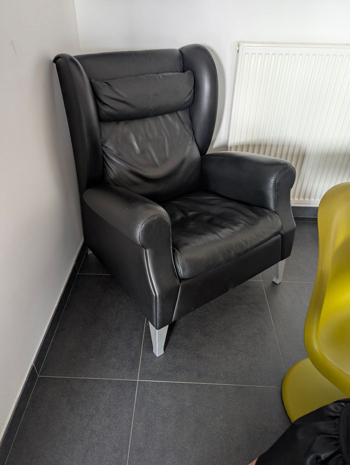 Poltrona Frau club sofa