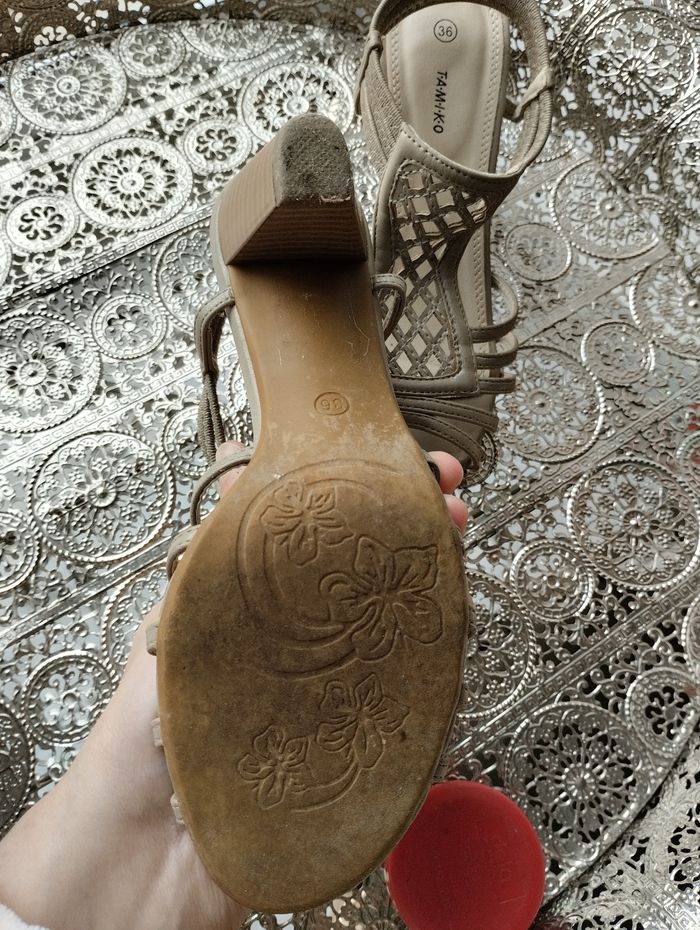 Sandales à talons 🤎 - photo numéro 4