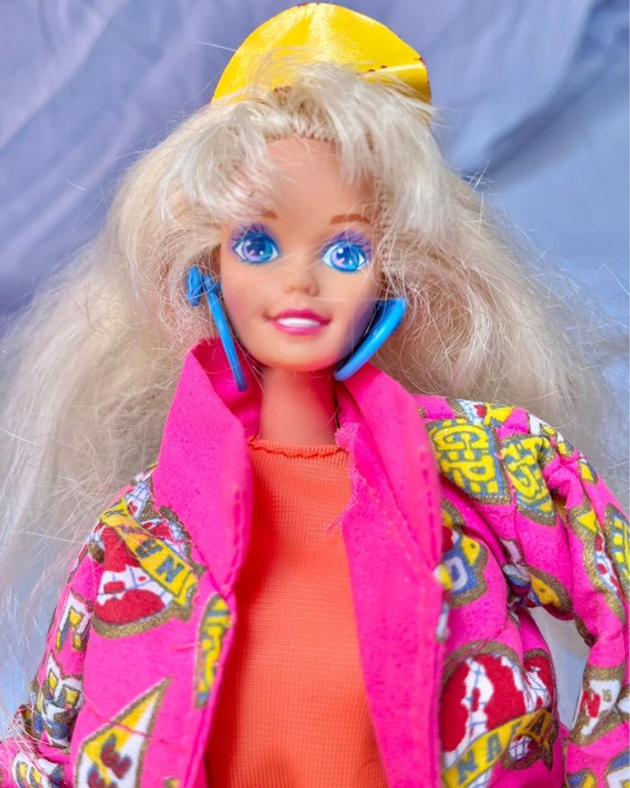 Poupée barbie vintage Naf Naf - photo numéro 2