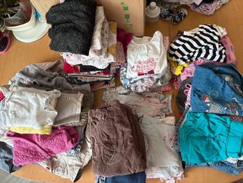 très gros lot vêtements fille 24 mois
