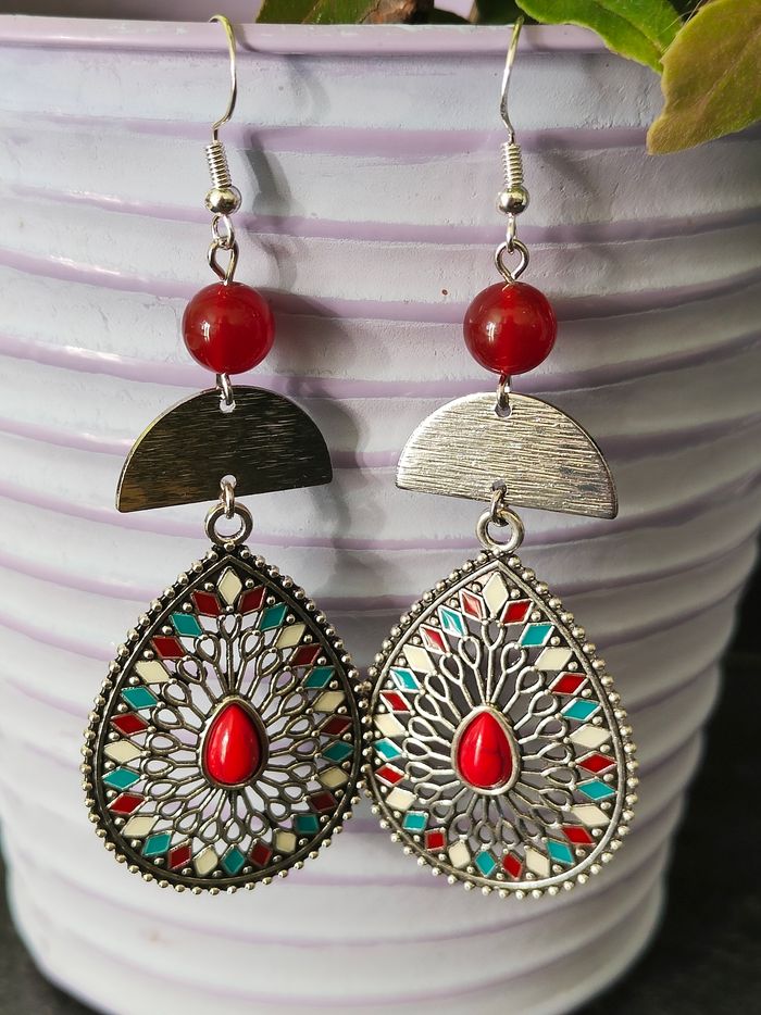 Boucles d'oreilles pendantes - photo numéro 2