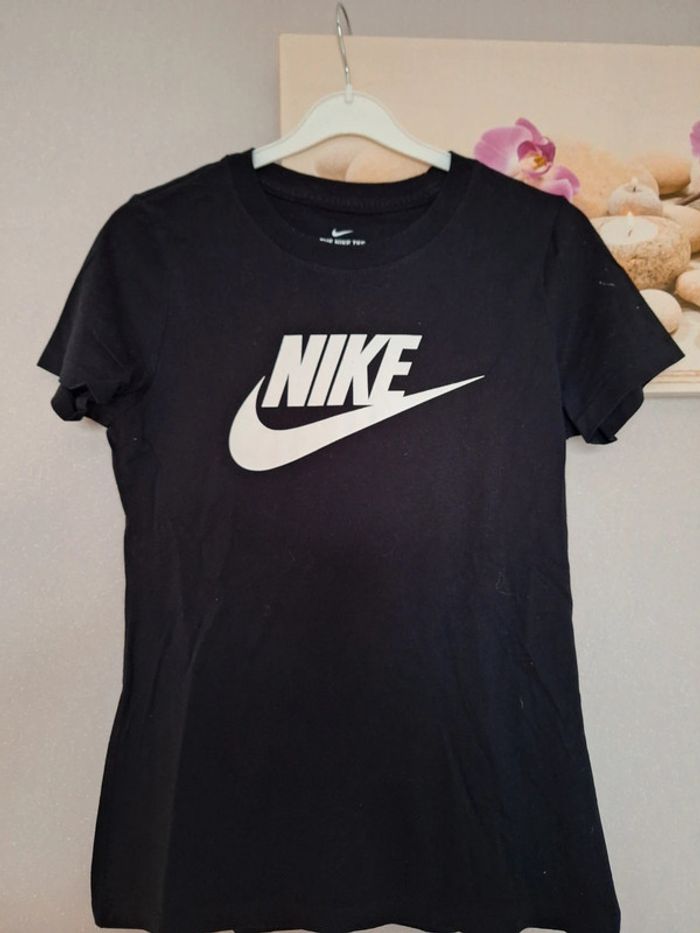 Tee shirt nike