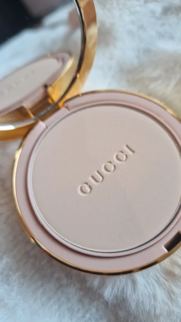 Gucci Beauty poudre de beauté mat naturel - photo numéro 3