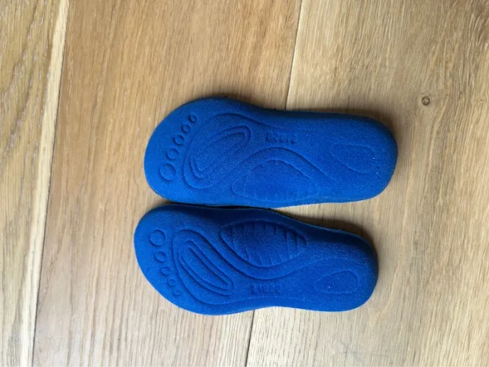 Chaussures garçon taille 22 - photo numéro 7