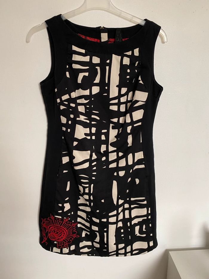 Desigual robe S 36 chic