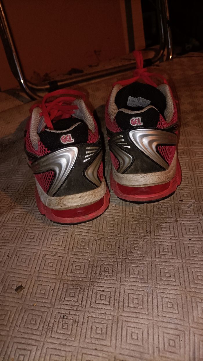 Chaussures Basket femme Asics 39.5 - photo numéro 4