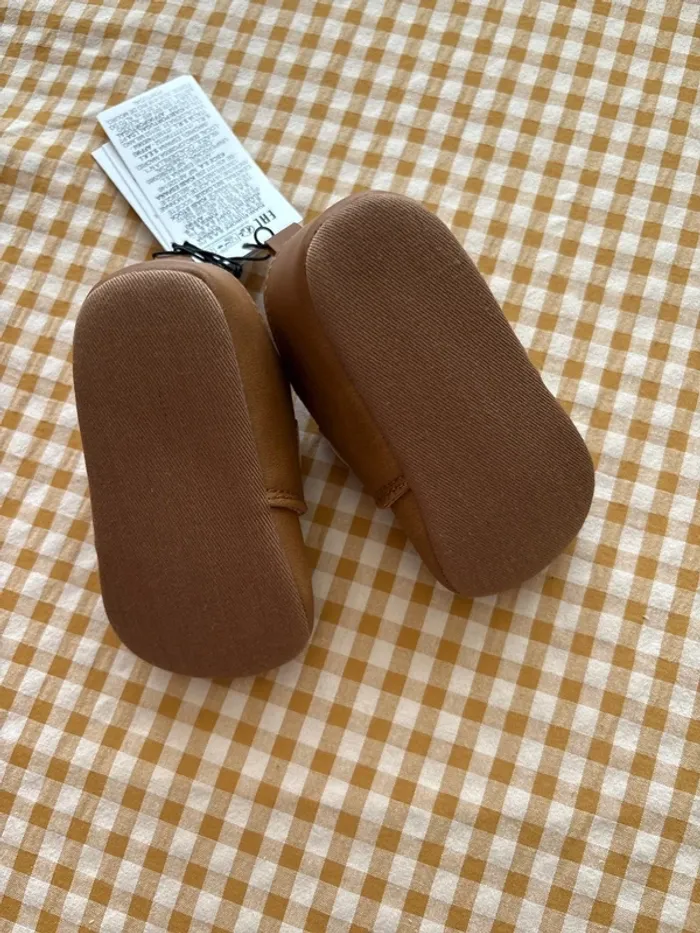 Chaussons bébé - photo numéro 2