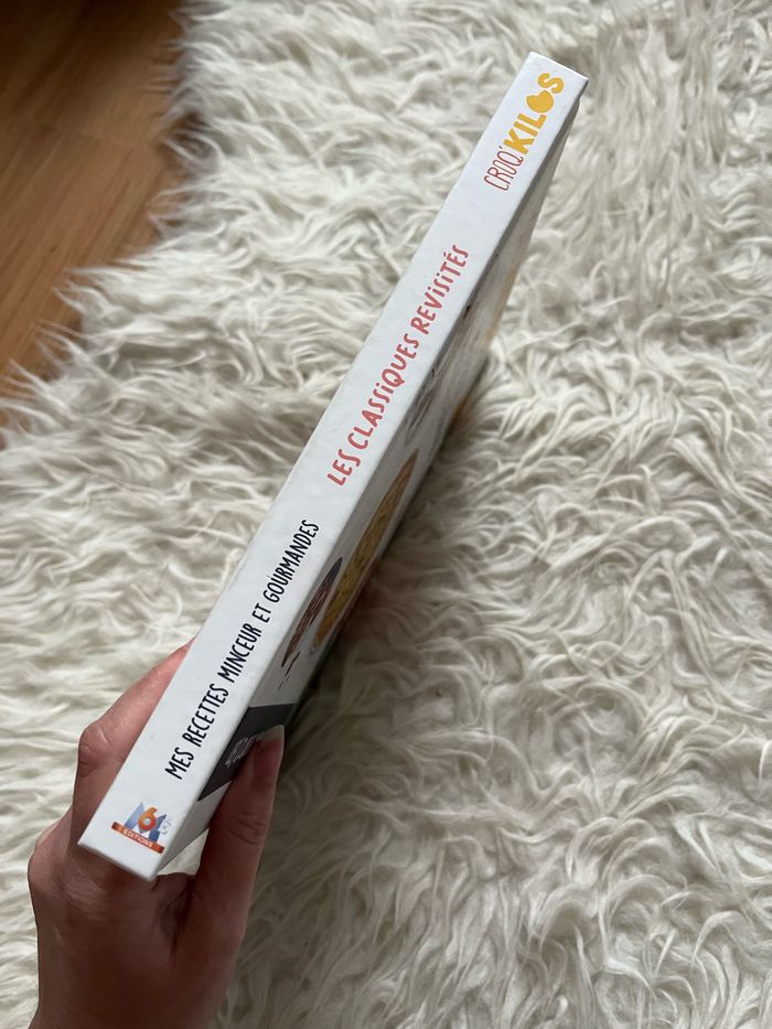 Livre recettes Croq Kilos Les classiques revisités  TBE 🍴 - photo numéro 3