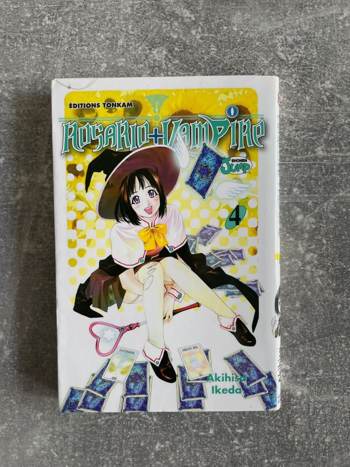 Manga Rosario + vampire tome 4 en version française.