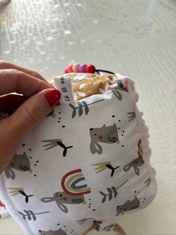 Cube d’activité artisanal neuf pour bébé fille - photo numéro 6