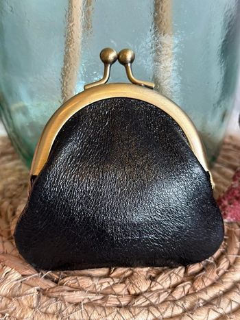 Porte-monnaie en cuir à finition granulée - Made in Italy